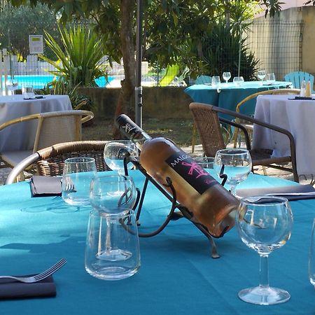 Logis Hotel Restaurant L'Esquielle Saint-Genies-de-Malgoires المظهر الخارجي الصورة